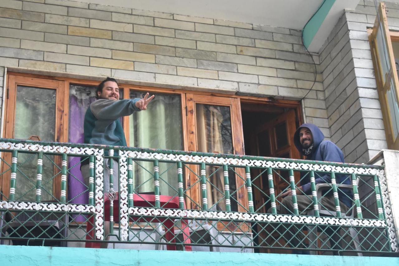 Hotel Deep Forest Kasol Bagian luar foto